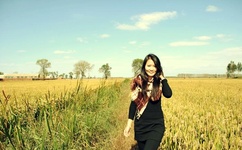 美女洞毛照片_大胆